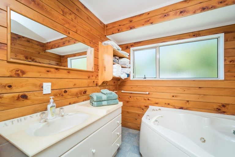 Photo of property in 12a Carthew Street, Feilding, 4702