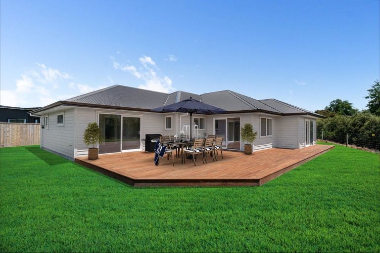 Photo of property in 15c Madison Street, Carterton, 5713