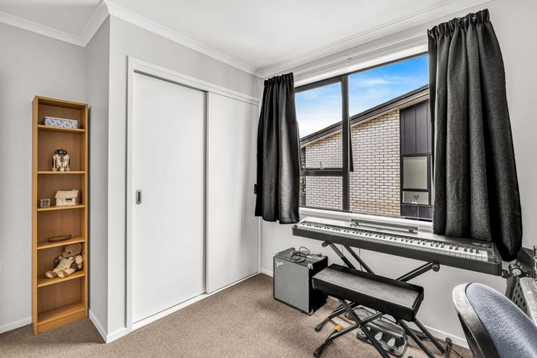 Photo of property in 94b Banks Street, Marfell, New Plymouth, 4310