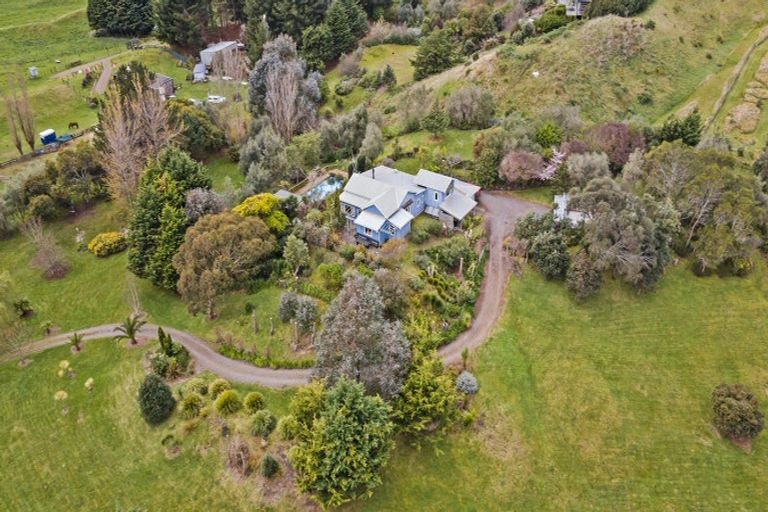 Photo of property in 41 Walkers Lane, Manakau, Levin, 5573