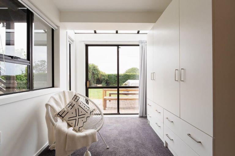 Photo of property in 51 Isadore Road, Saint Clair, Dunedin, 9012