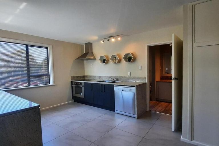 Photo of property in 7 Hartnell Place, Avonside, Christchurch, 8061