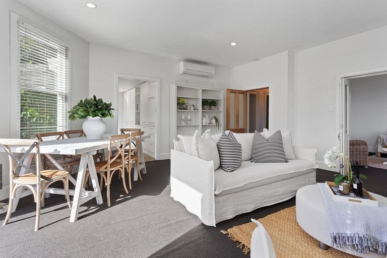 Photo of property in 33 Mays Road, St Albans, Christchurch, 8052