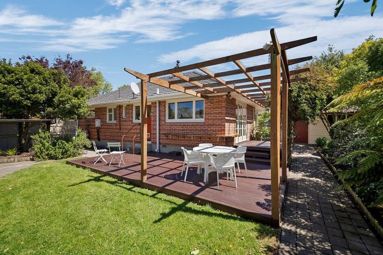 Photo of property in 8 Merton Place, Bryndwr, Christchurch, 8053