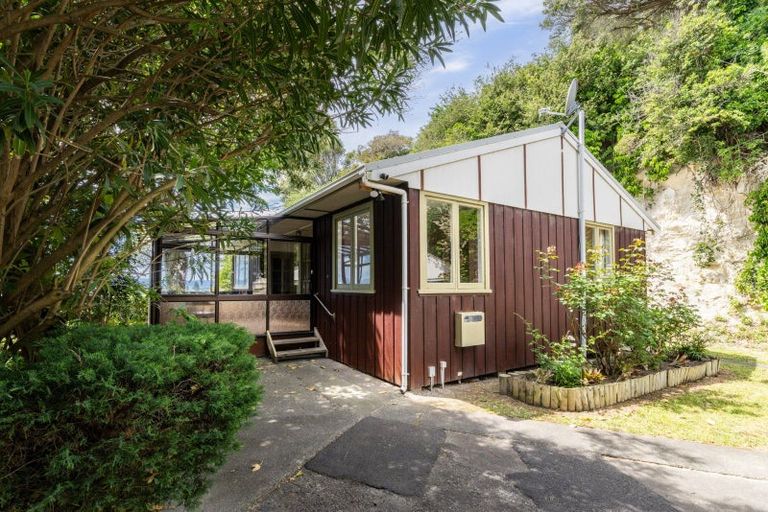 Photo of property in 8 Goldsmith Road, Hospital Hill, Napier, 4110