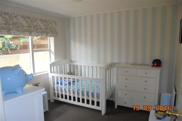 Photo of property in 70 Major Drive, Kelson, Lower Hutt, 5010