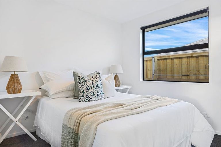 Photo of property in 40 Crossley Avenue, Woodend, 7610