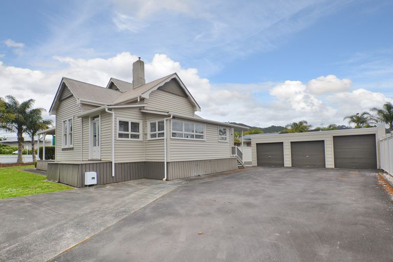 Photo of property in 13 Manse Street, Regent, Whangarei, 0112