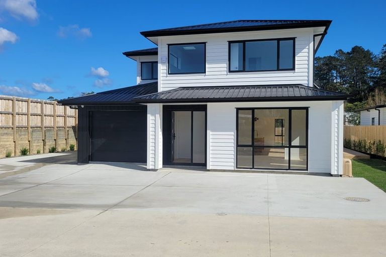 Photo of property in 41b Candia Road, Swanson, Auckland, 0614