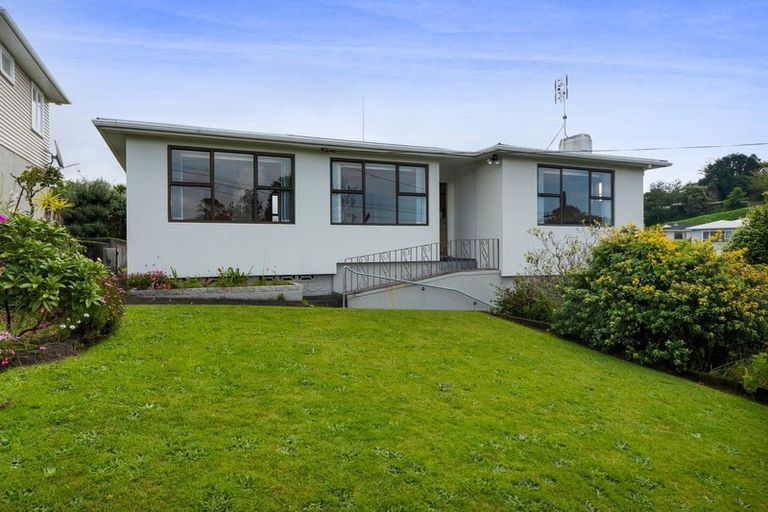 Photo of property in 4 Penrith Street, Westown, New Plymouth, 4310