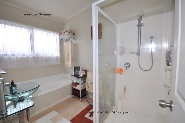 Photo of property in 16 Mariner Cove Road, Tinopai, Matakohe, 0593