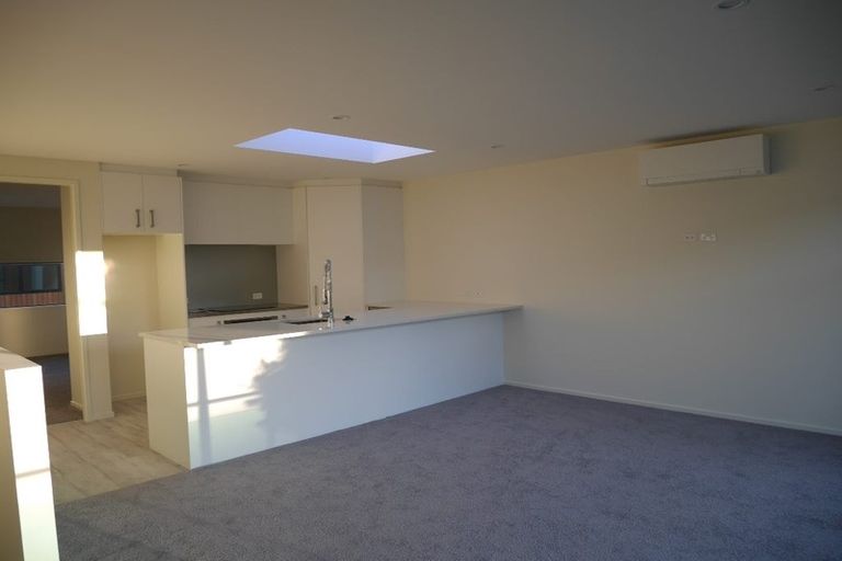 Photo of property in 3/2 Matatua Road, Raumati Beach, Paraparaumu, 5032