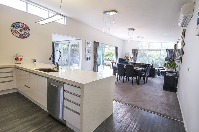 Photo of property in 12 Constance Place, Aidanfield, Christchurch, 8025