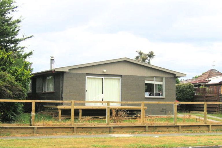 Photo of property in 112 California Drive, Totara Park, Upper Hutt, 5018