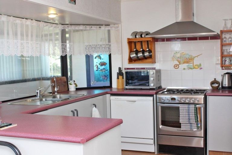 Photo of property in 28b Hornsea Road, Tairua, 3508