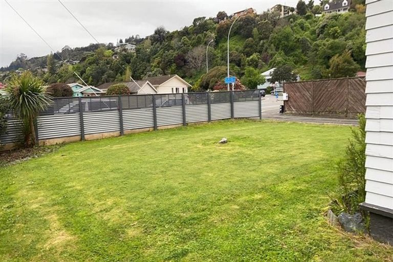 Photo of property in 5 Parkers Road, Tahunanui, Nelson, 7011