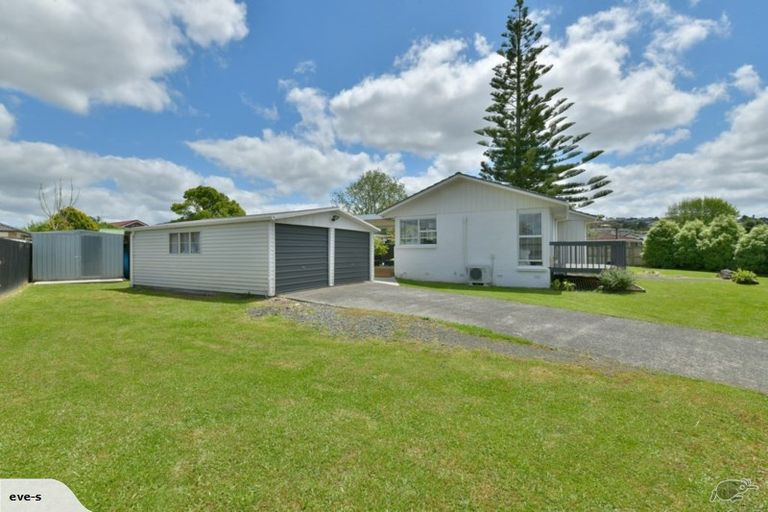 Photo of property in 2 Hatton Road, Orewa, 0931