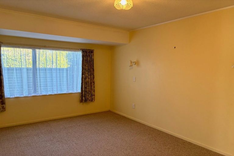 Photo of property in 1264 Louie Street, Parkvale, Hastings, 4122