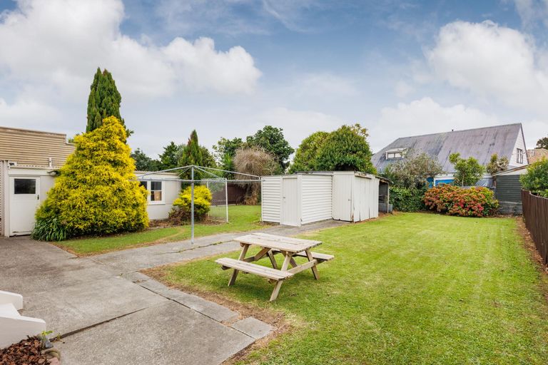 Photo of property in 59 Park Road, West End, Palmerston North, 4412