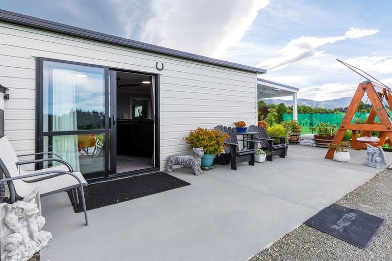 Photo of property in 55 Bakers Road, Waimate, 7978