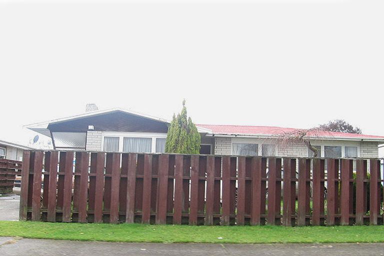 Photo of property in 32 Deal Crescent, Flaxmere, Hastings, 4120