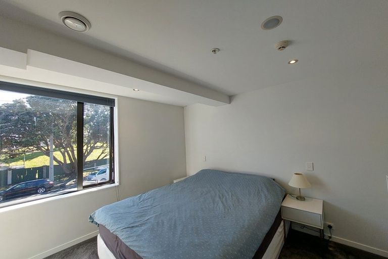 Photo of property in Nouvo Apartments, 2b/21 Rugby Street, Mount Cook, Wellington, 6021