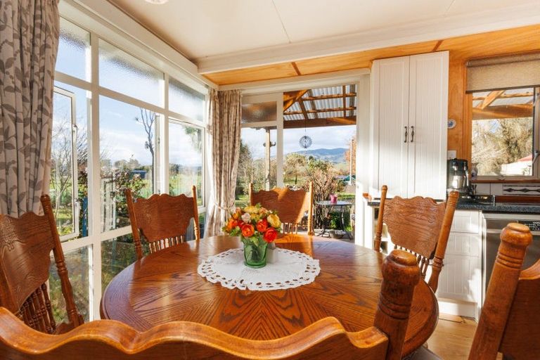 Photo of property in 376 Pohangina Road, Ashhurst, 4884