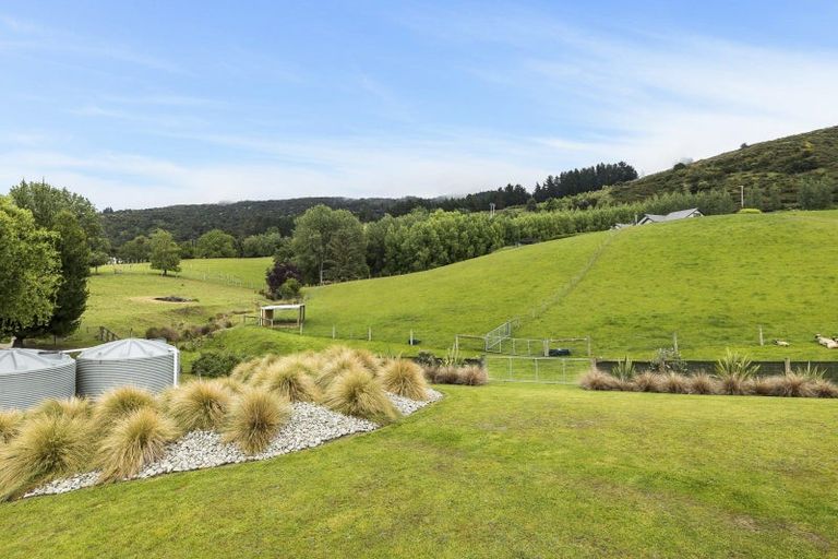 Photo of property in 34 Tara Hills Drive, North Taieri, Mosgiel, 9092