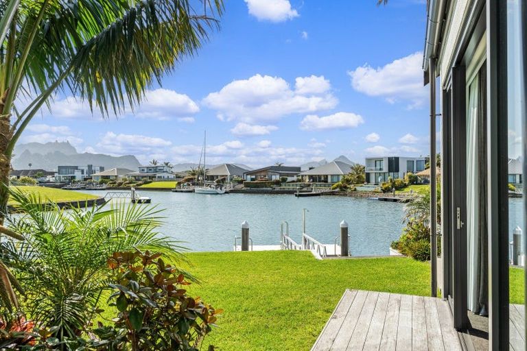 Photo of property in 3 Kuaka Grove, One Tree Point, 0118