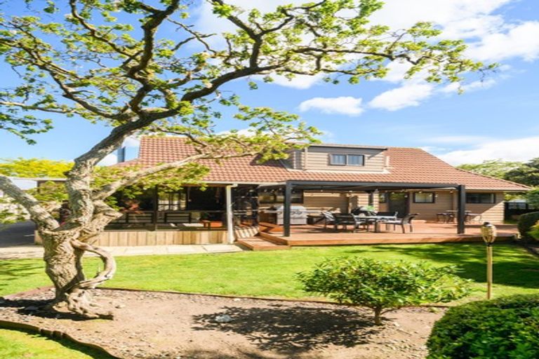 Photo of property in 3 Oak Crescent, Ashhurst, 4810