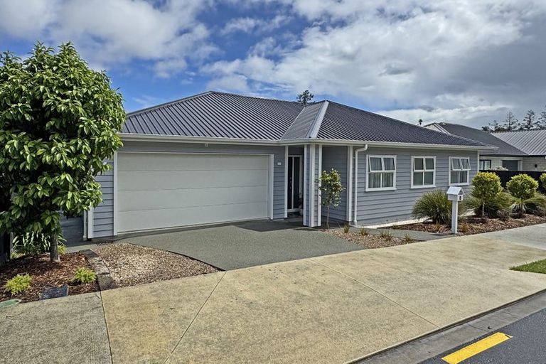 Photo of property in 8 Alfred Peter Crescent, Warkworth, 0910