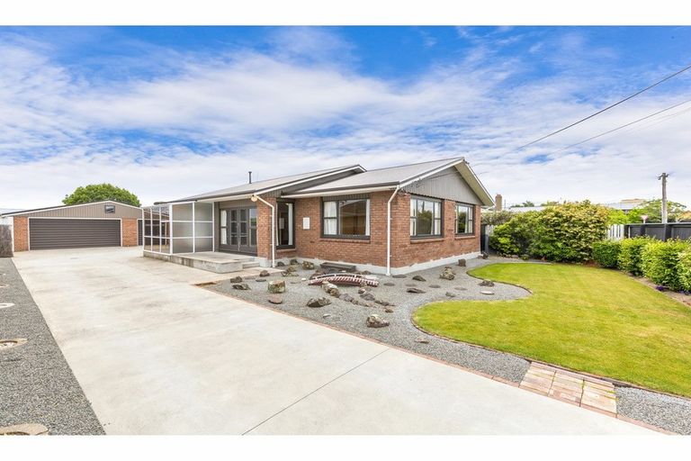 Photo of property in 6 Strathfield Avenue, Dallington, Christchurch, 8061