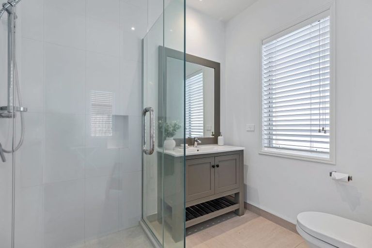 Photo of property in 5 Astelia Lane, Papamoa Beach, Papamoa, 3118