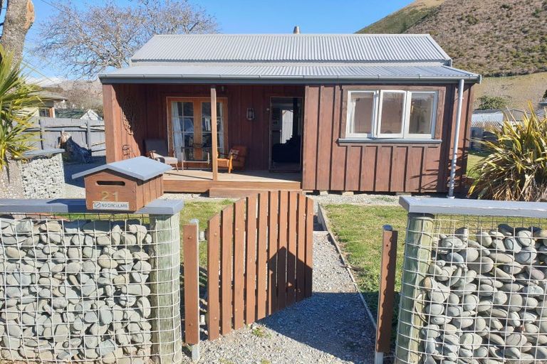 Photo of property in 21 Gordon Street, Kurow, 9435
