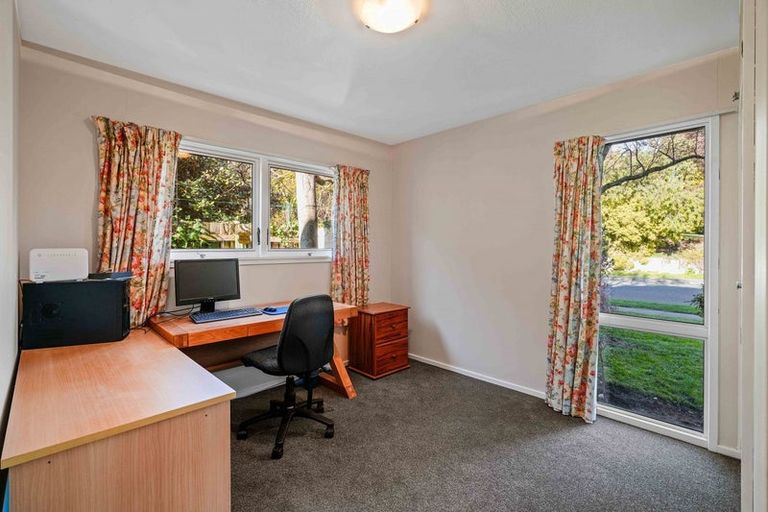 Photo of property in 4 Ferniehurst Street, Somerfield, Christchurch, 8024