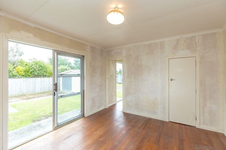 Photo of property in 14 Udy Street, Greytown, 5712