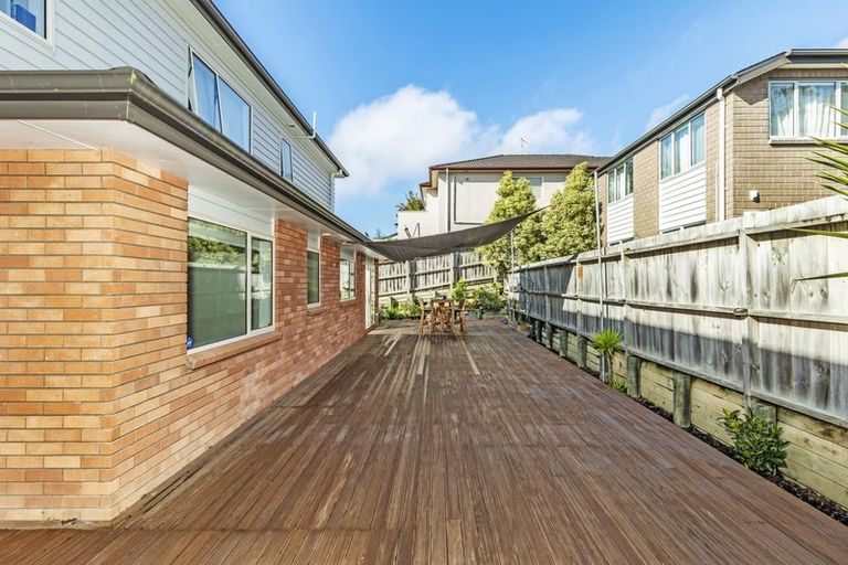 Photo of property in 30c Schnapper Rock Road, Schnapper Rock, Auckland, 0632