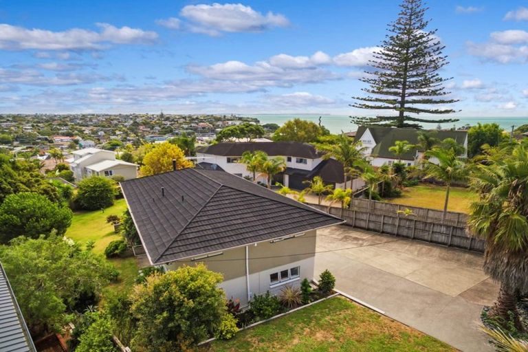 Photo of property in 41a Kowhai Road, Mairangi Bay, Auckland, 0630