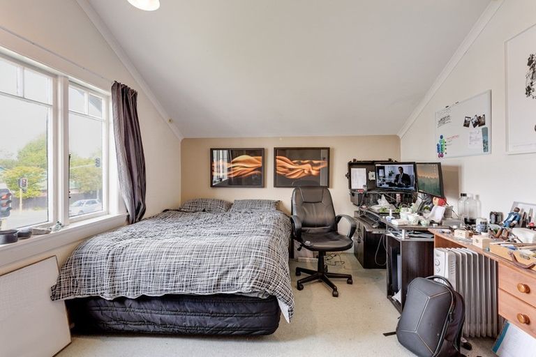 Photo of property in 23 Straven Road, Riccarton, Christchurch, 8011