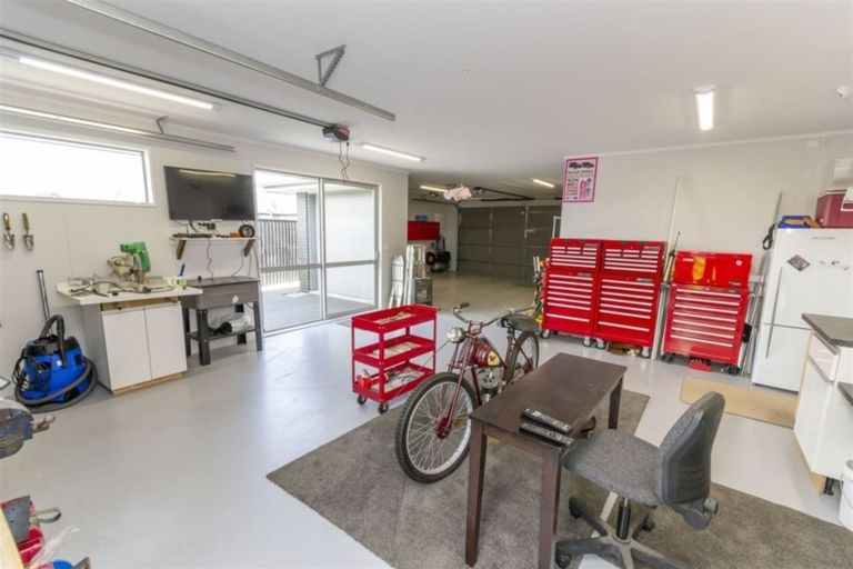 Photo of property in 3 Sloan Avenue, Rangiora, 7400