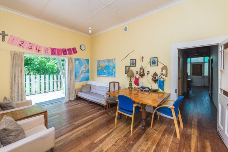 Photo of property in 18 Balgownie Avenue, Gonville, Whanganui, 4501