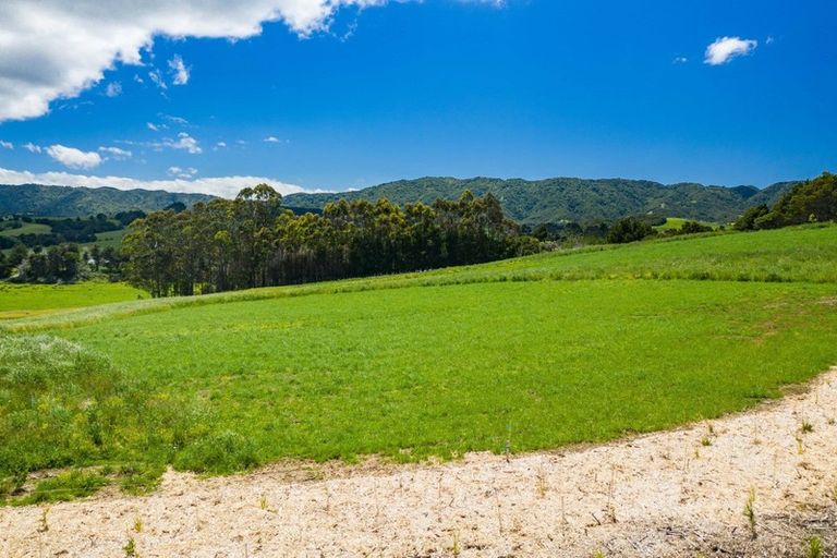 Photo of property in 2116 Cove Road, Mangawhai, Kaiwaka, 0573