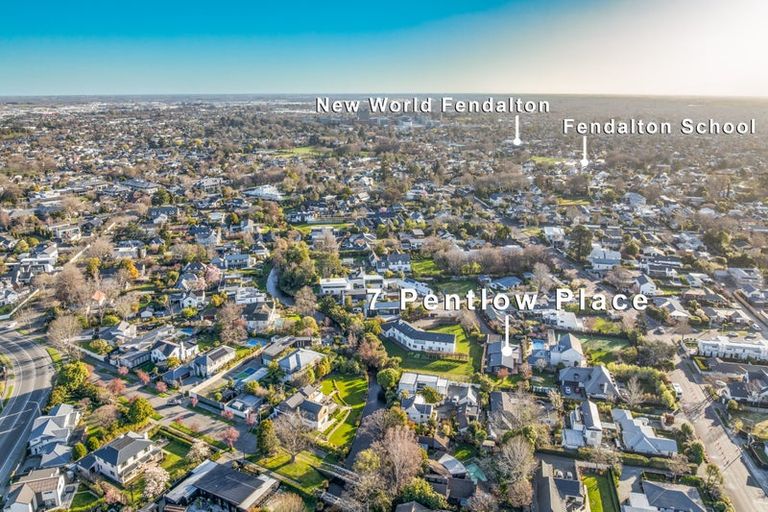 Photo of property in 7 Pentlow Place, Fendalton, Christchurch, 8052