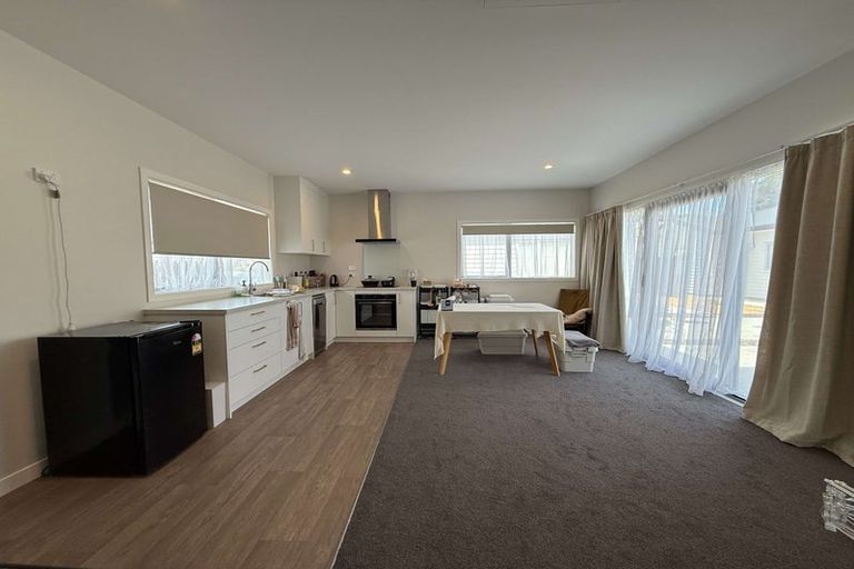 Photo of property in 451 Featherston Street, Palmerston North, 4414