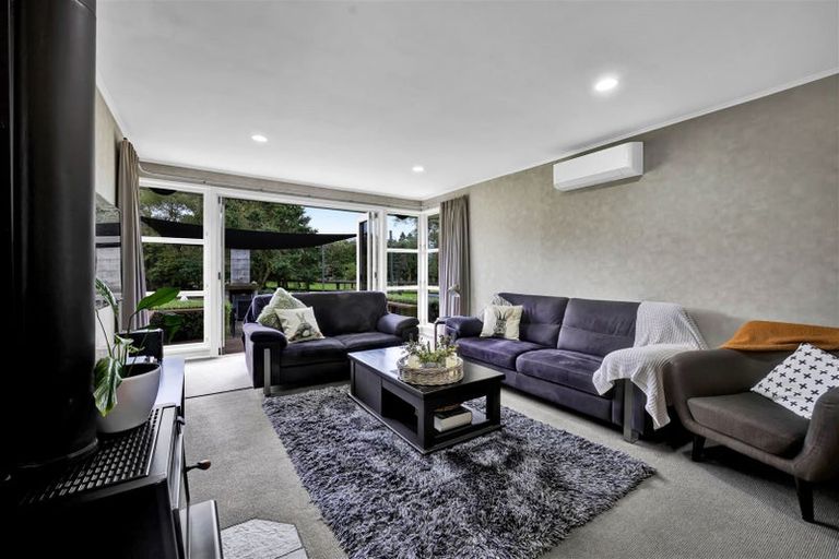 Photo of property in 361 Corbett Road, Paraite, New Plymouth, 4373