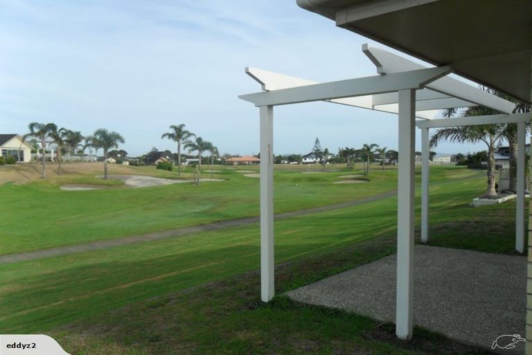 Photo of property in 1 Barbados Way, One Tree Point, 0118