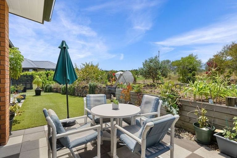 Photo of property in 10 Park Crescent, Mangawhai Heads, Mangawhai, 0505
