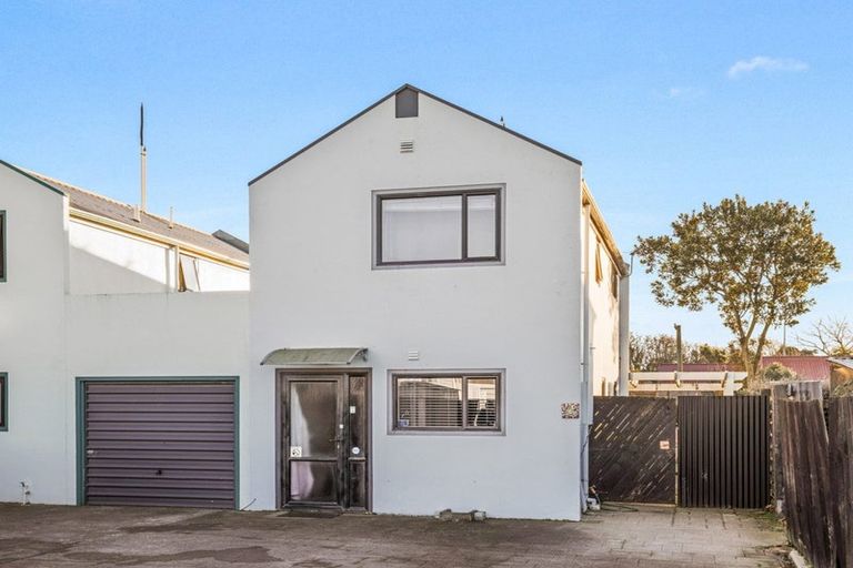 Photo of property in 4/185 Hastings Street East, Waltham, Christchurch, 8023