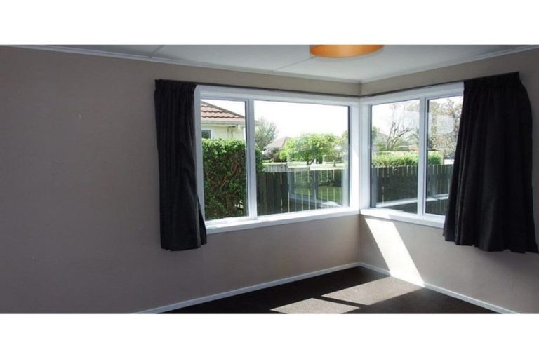 Photo of property in 14 Ward Street, Waverley, Invercargill, 9810