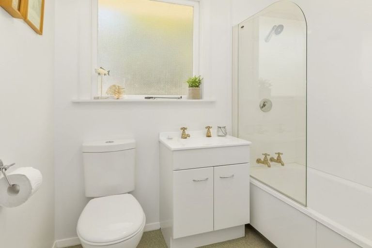 Photo of property in 14 Belmont Terrace, Belmont, Lower Hutt, 5010